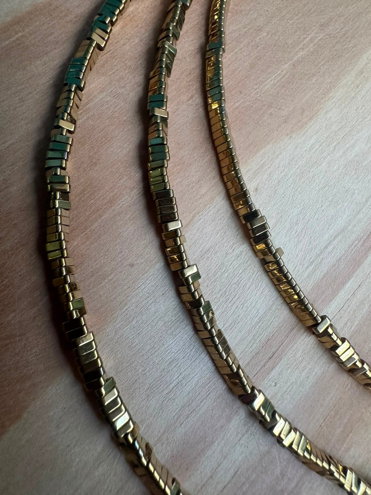 Choker Hematita Triangulinho