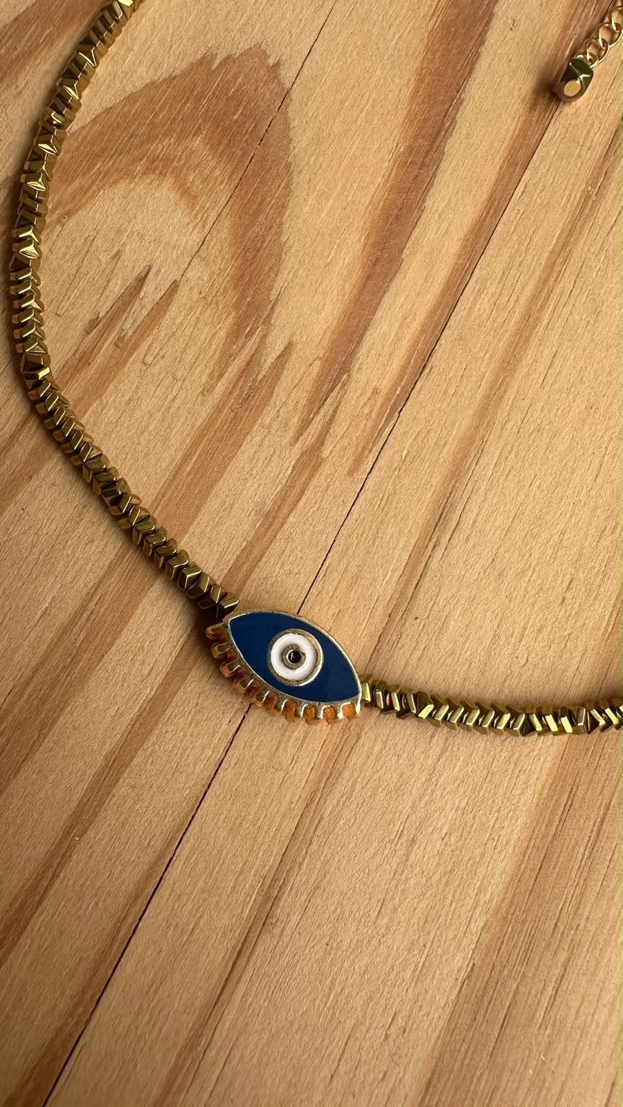 Choker Hematita com Olho Grego