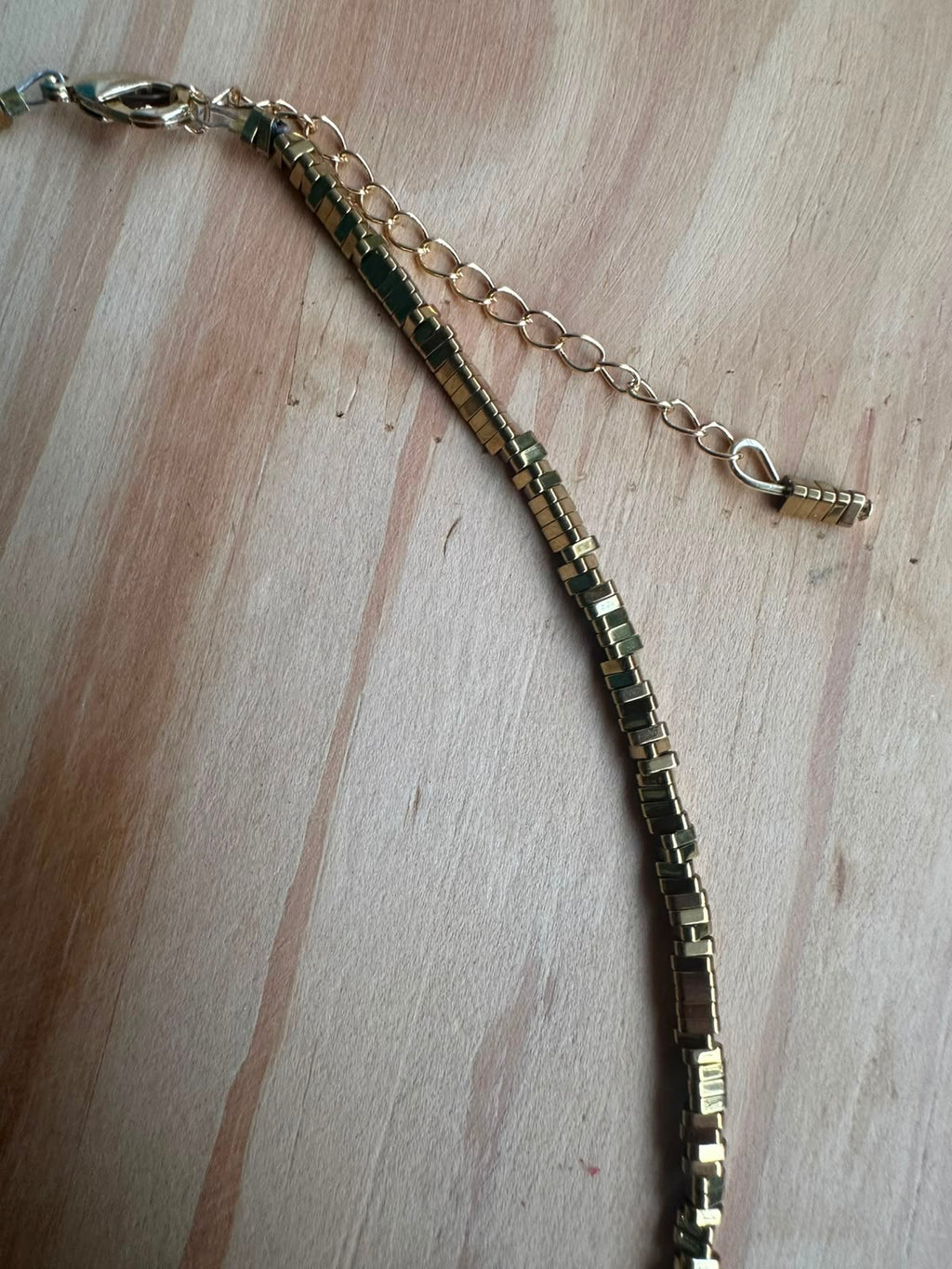 Choker Hematita Triangulinho