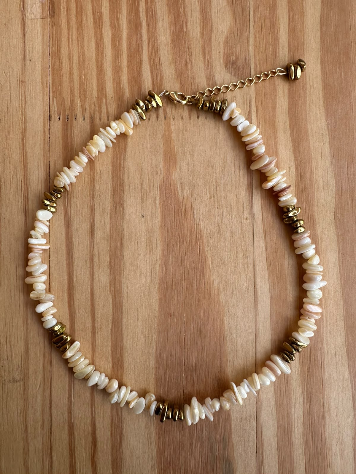 Choker Cascalho de Madrepérola com Hematita