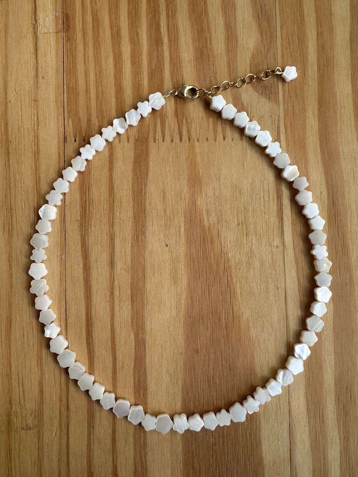Choker florzinha madrepérola