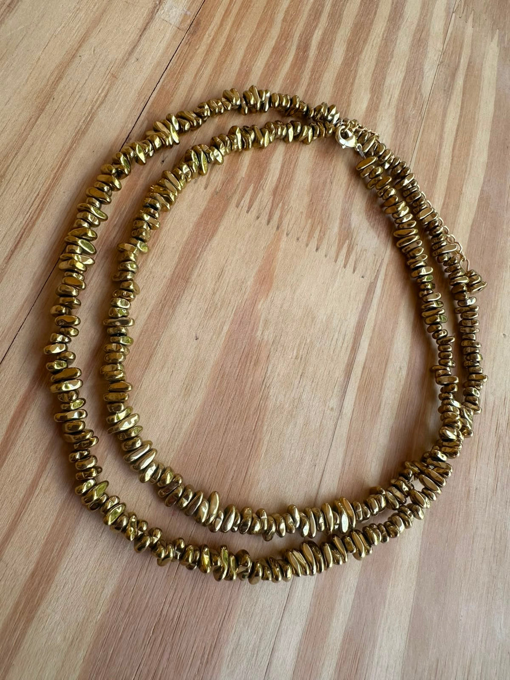 Colar Longo Cascalho de Hematita