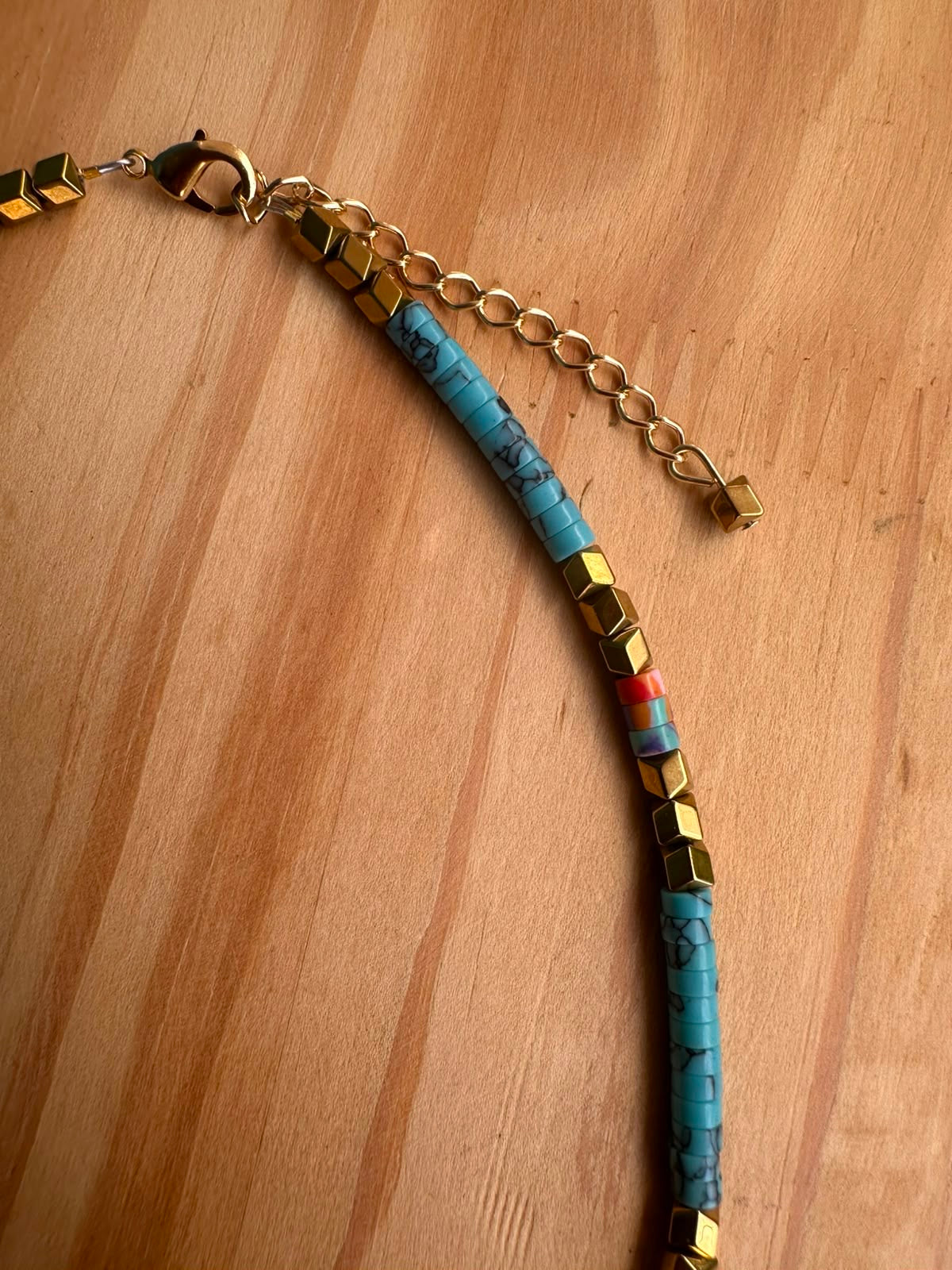 Choker Hematita com Calcilita e Turquesa