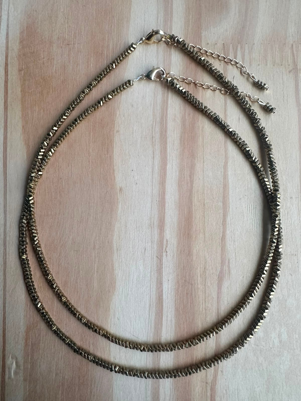 Choker Hematita Quadradinho Sextavado