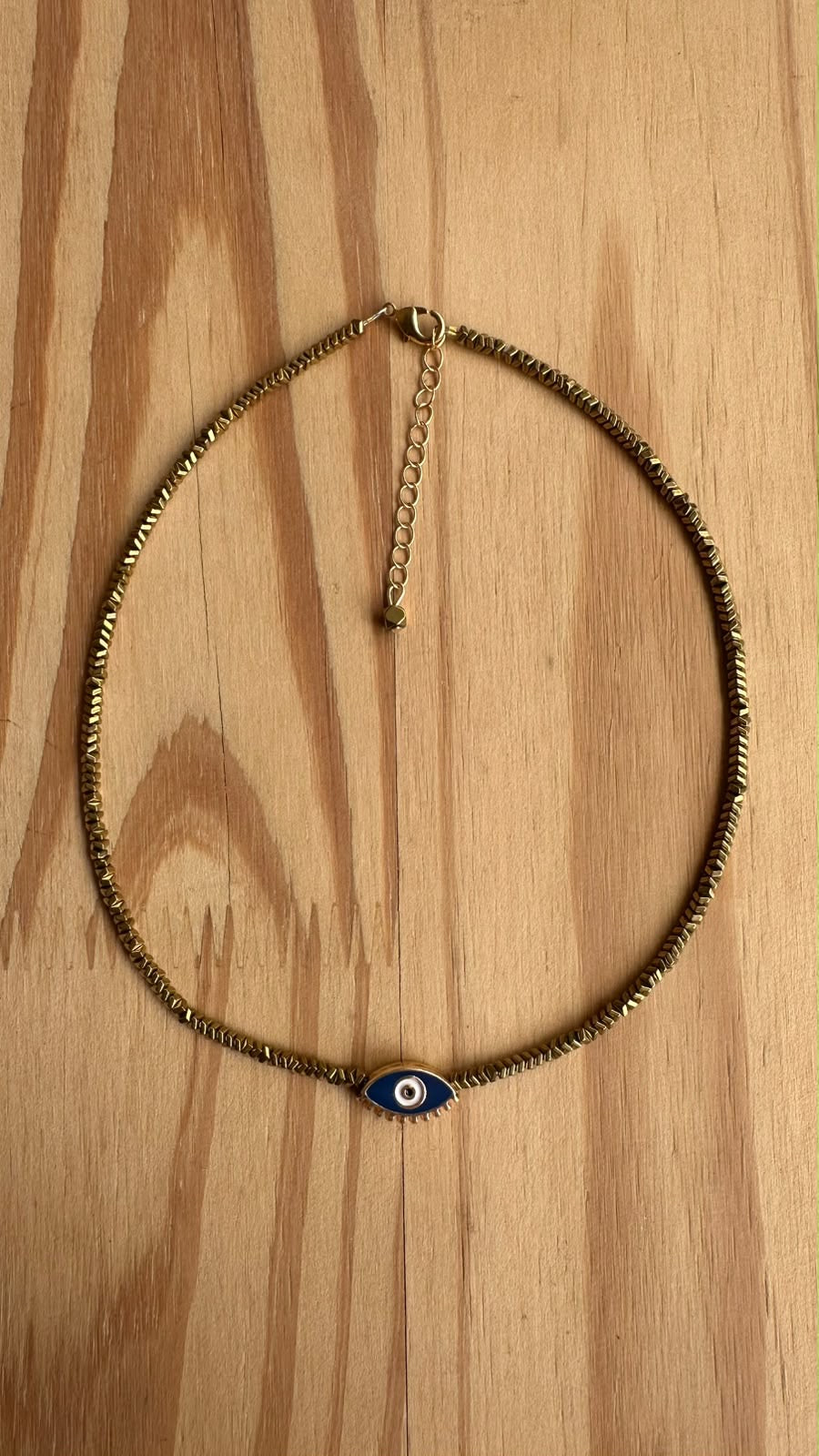 Choker Hematita com Olho Grego