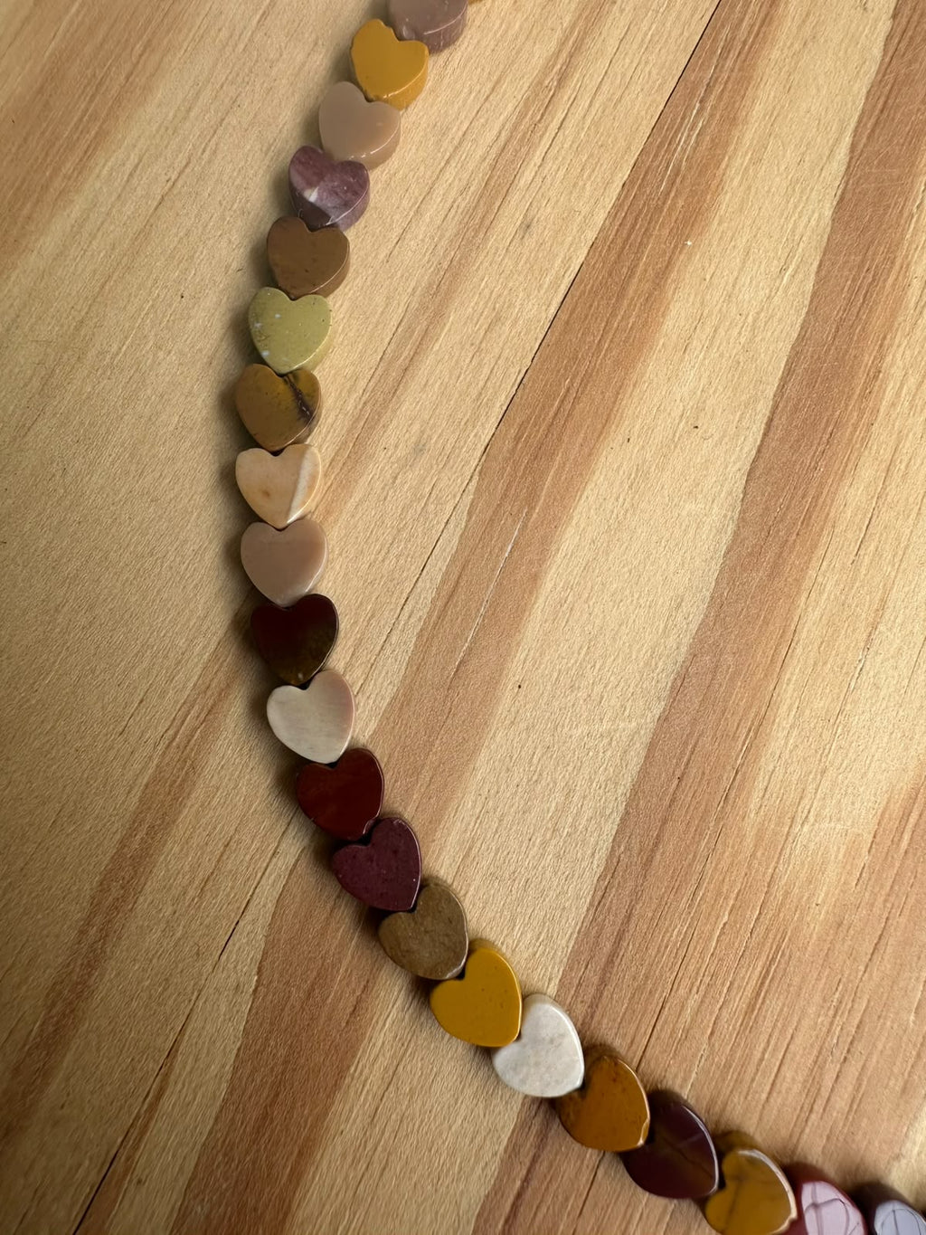 Choker Coração Médio Jaspe Australiano