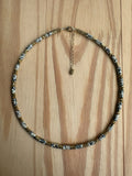 Choker Hematita com Ágata Dálmata