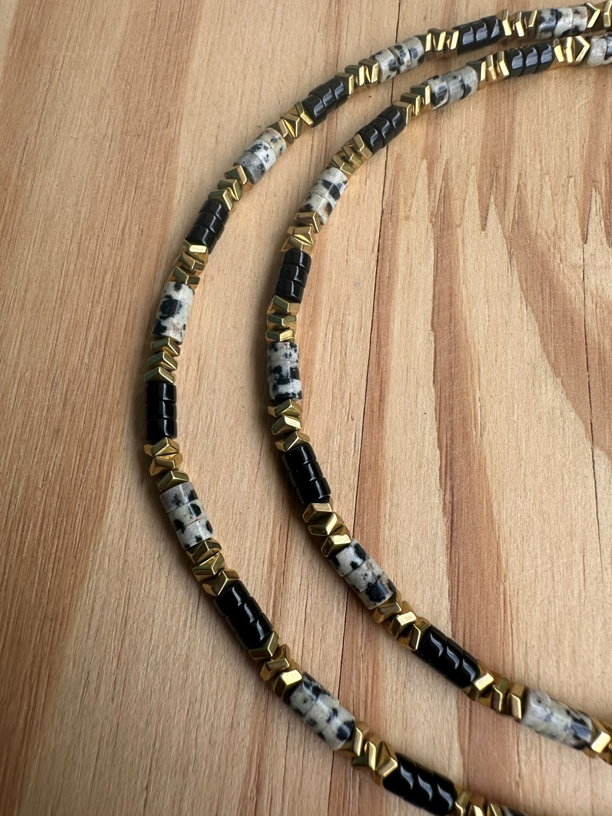 Choker Hematita com Ônix e Ágata Dálmata