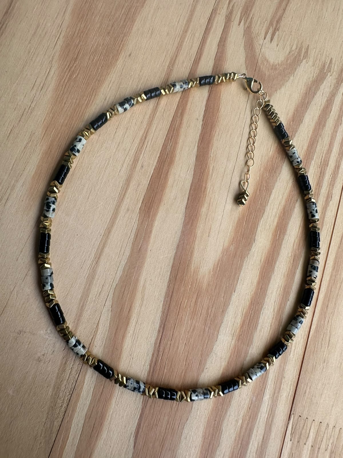 Choker Hematita com Ônix e Ágata Dálmata