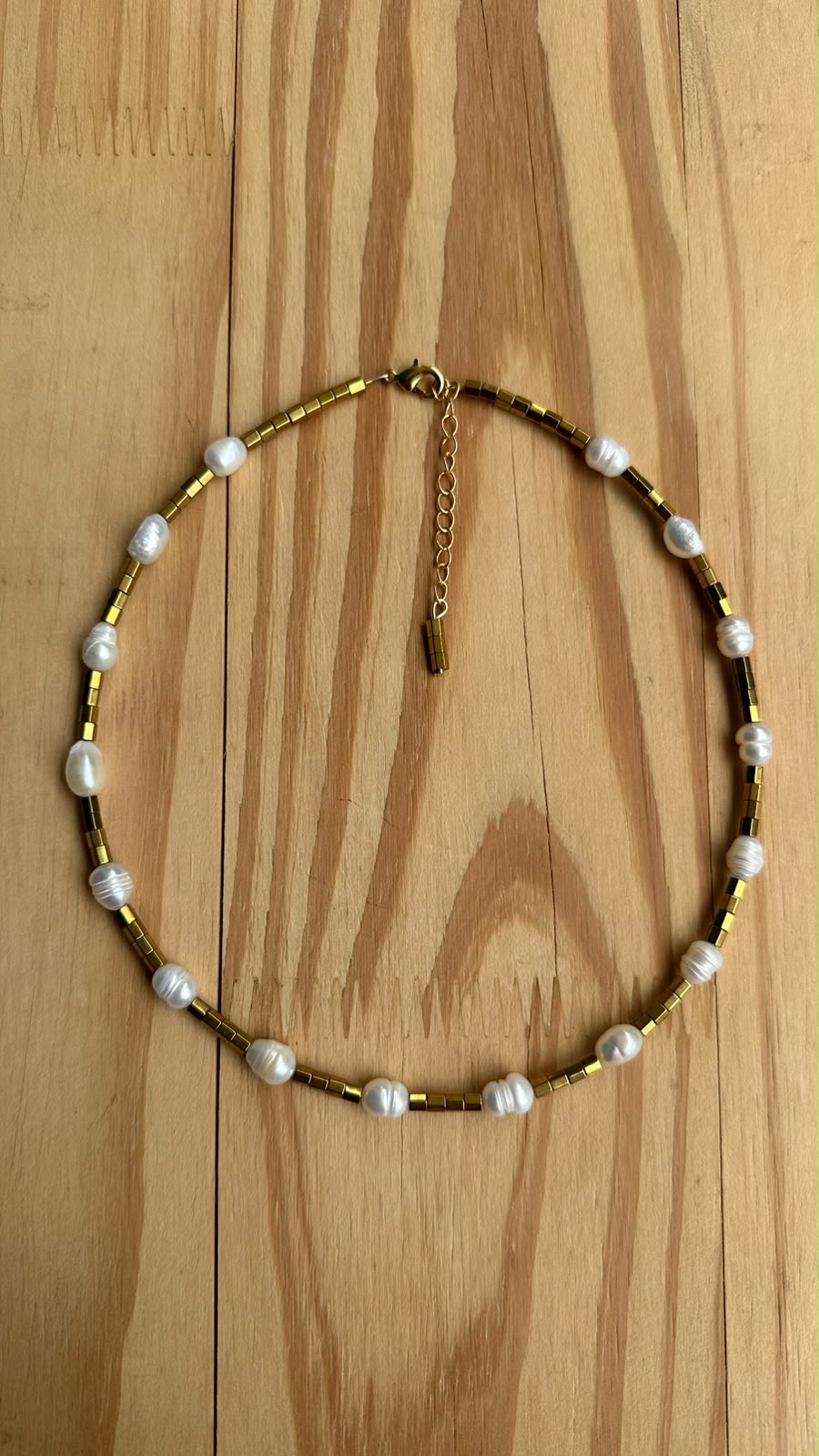 Choker Hematita com Pérolas Naturais de Água Doce