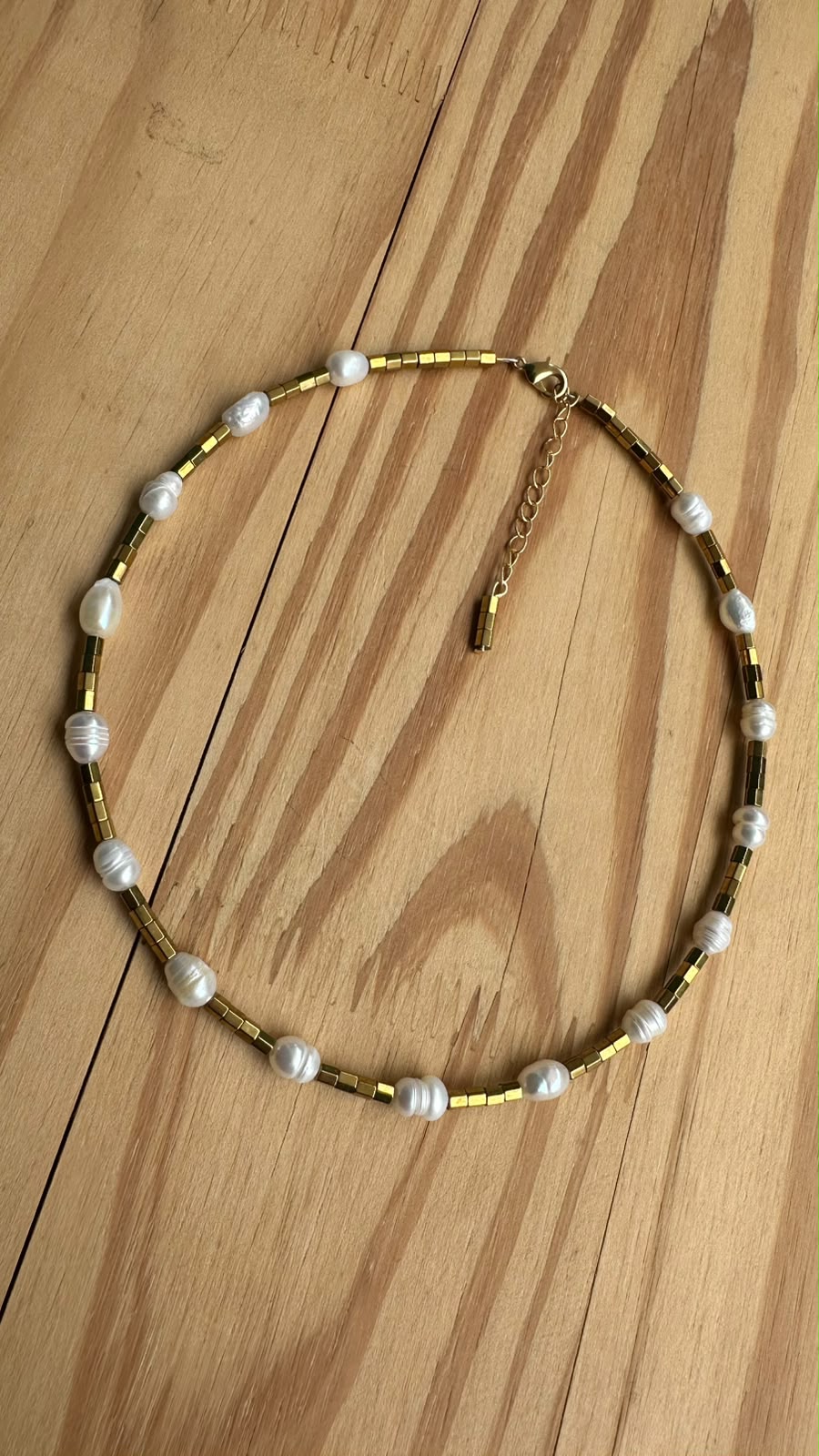 Choker Hematita com Pérolas Naturais de Água Doce